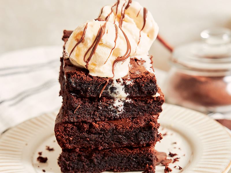 Brownie Üzerine Dondurma Tarifi
