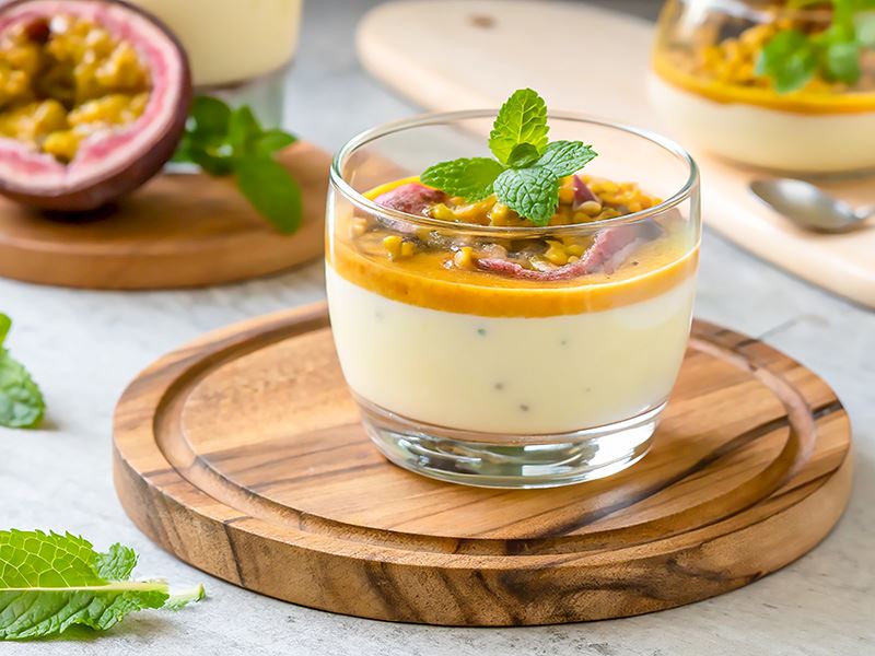 Çarkıfelek Meyveli Panna Cotta Tarifi 