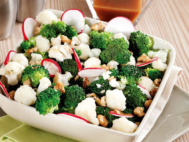 Cevizli, Brokoli Ve Karnabahar Salatası
