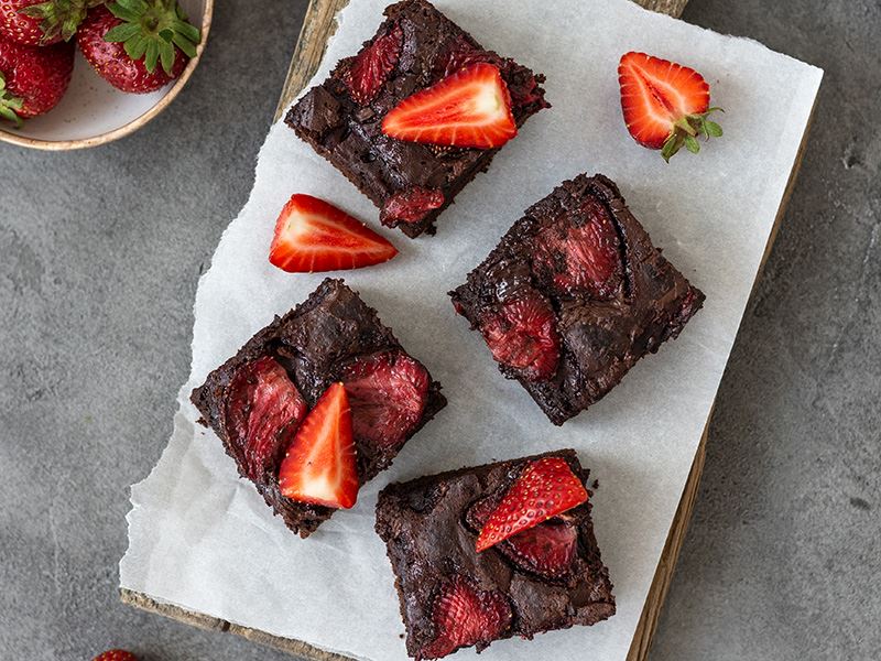 Çilekli Brownie Tarifi