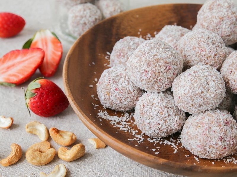  Çilekli Puding Topları Tarifi