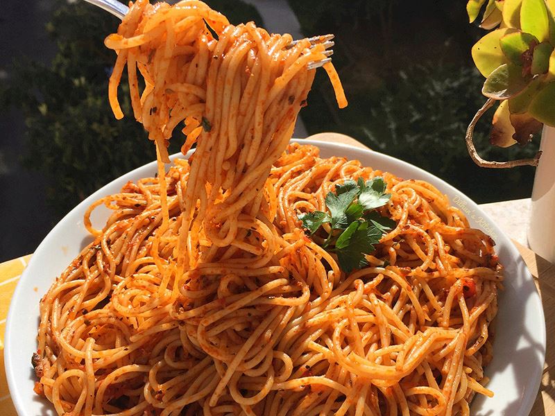 Domates soslu spagetti
