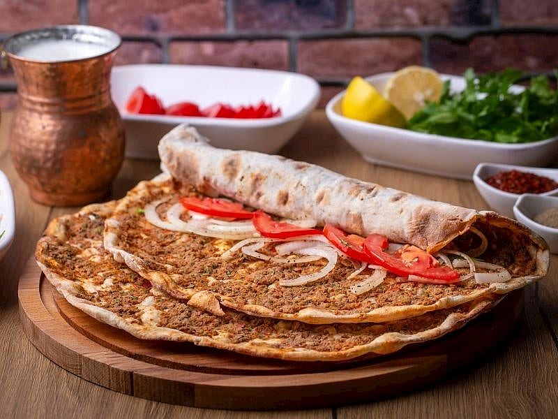 Evde Lahmacun Tarifi