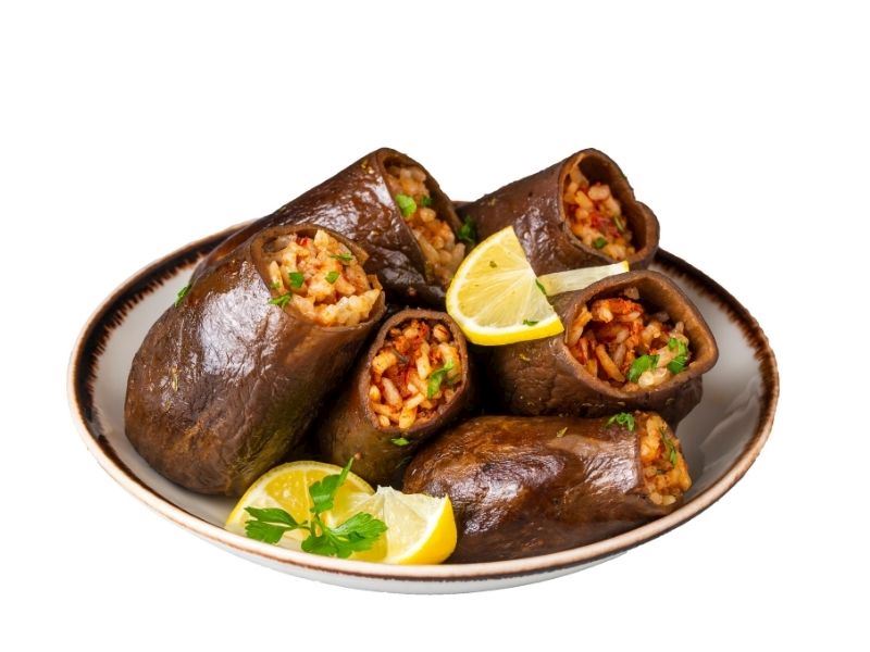 Fırında kuru patlıcan dolması