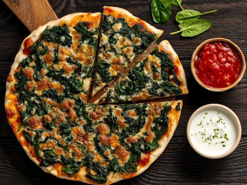 Ispanaklı Pizza 