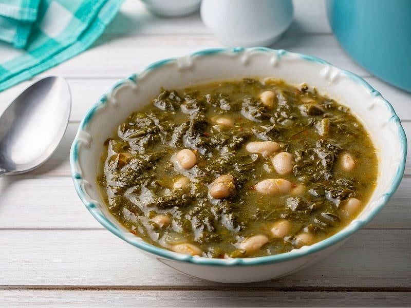 Karalahana Çorbası Tarifi