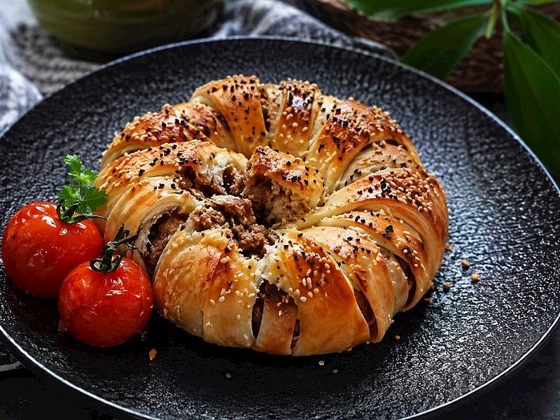 KIYMALI MANTARLI SİMİT BÖREK TARİFİ