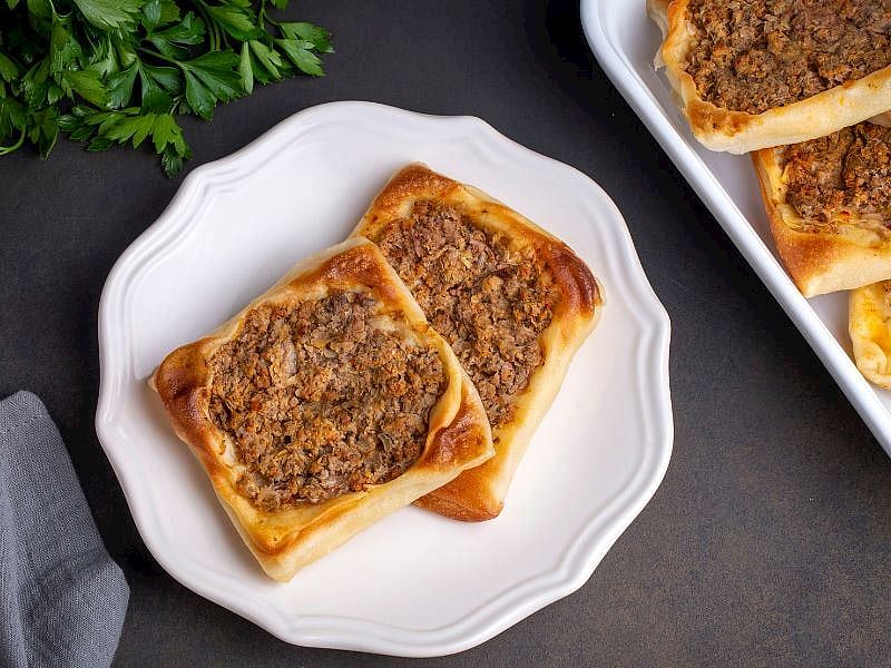 Lahmacunu Aratmayan Kaytaz Böreği Tarifi