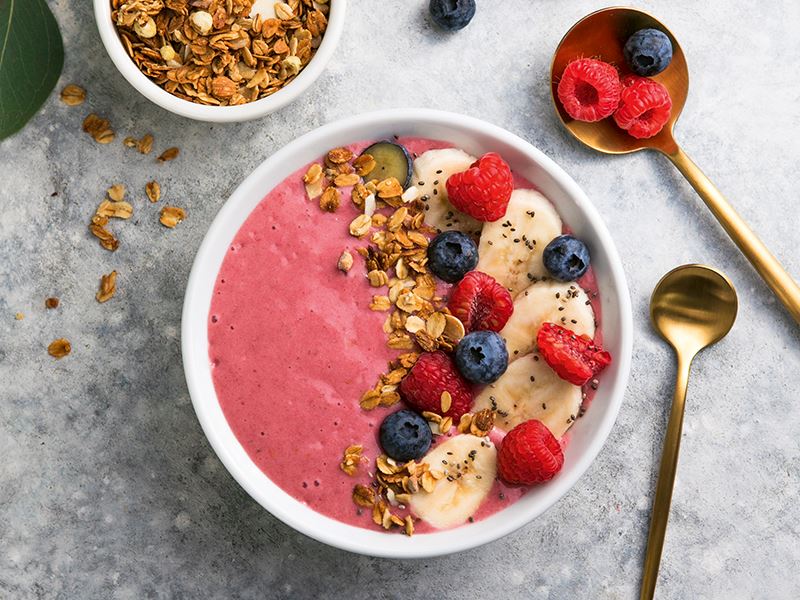 Meyveli smoothie bowl