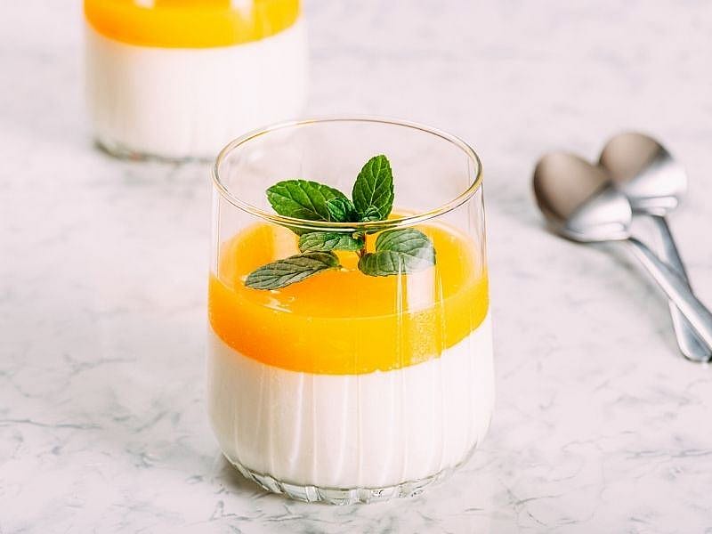 PORTAKALLI PANNA COTTA TARİFİ