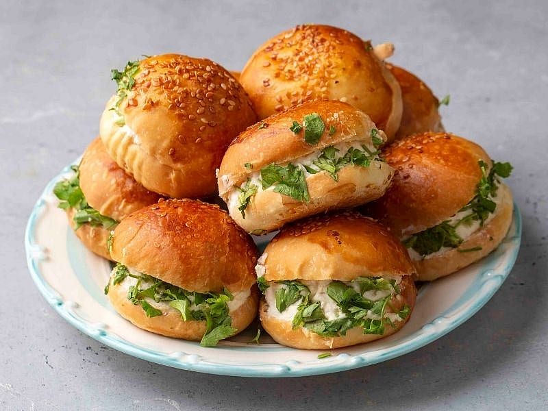 Puf Puf Kabaran Sakallı Poğaça Tarifi