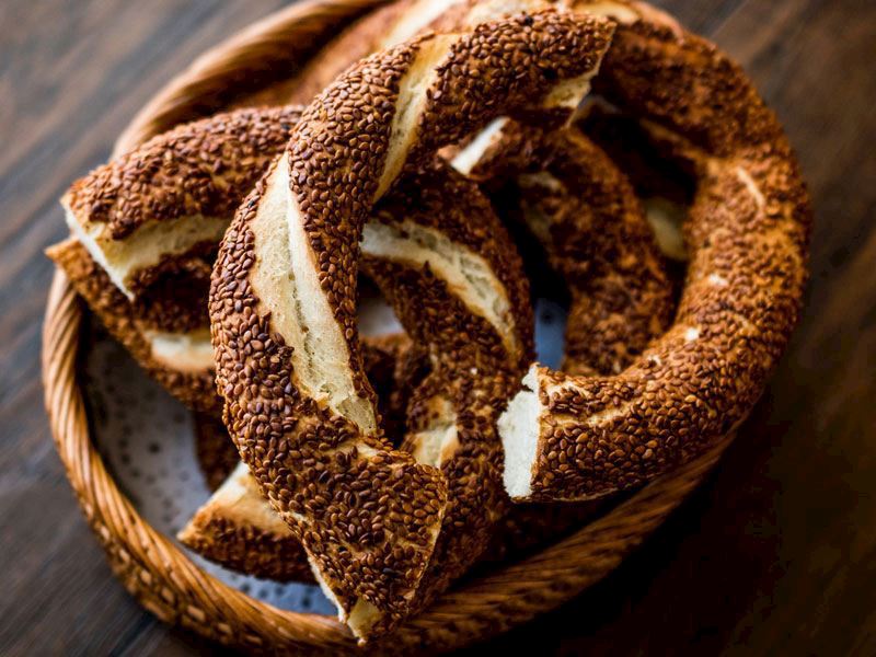 Simit (Turkish Sesame Bread Rings)
