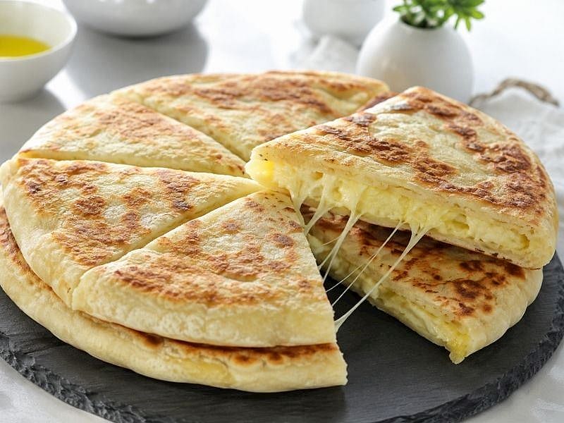 Tavada Patatesli Peynirli Bazlama Tarifi