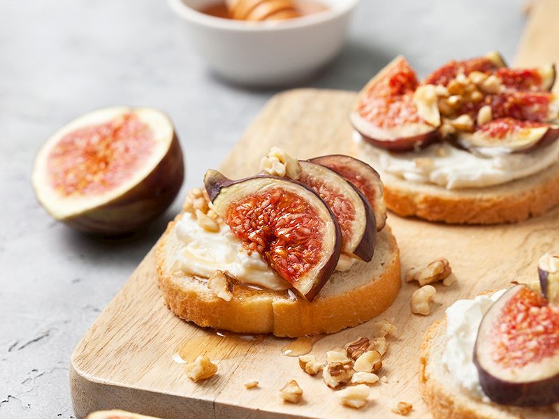 Taze İncirli, Keçi Peynirli Kanepe