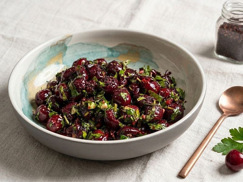 VİŞNE DÖYMECİ TARİFİ