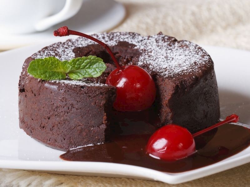 Vişneli Brownie Sufle