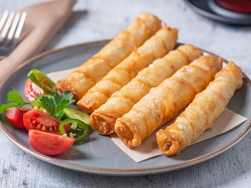 Yağ Çekmeyen Çıtır Çıtır Sigara Böreği Tarifi 
