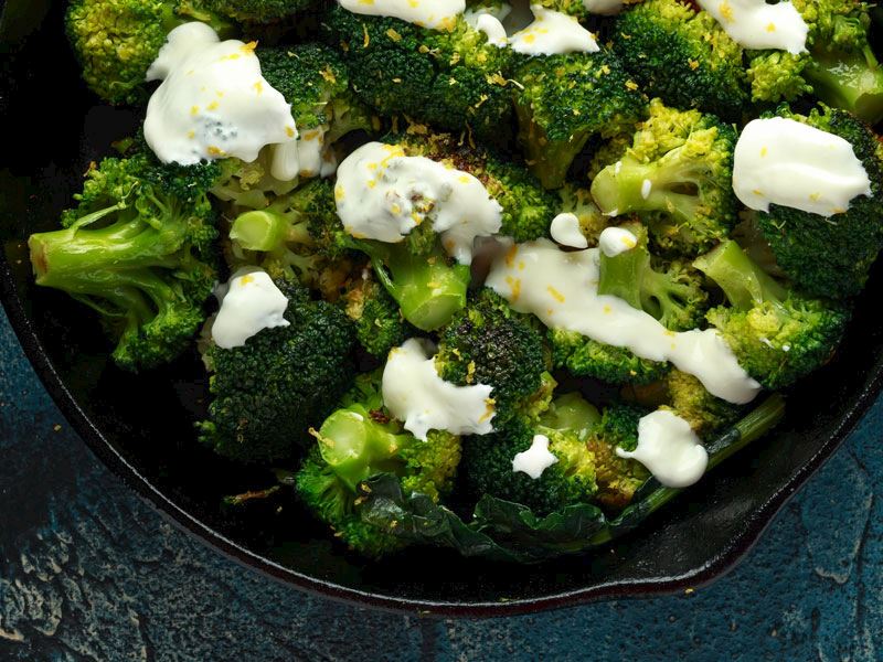 Yoğurtlu Brokoli Salatası 