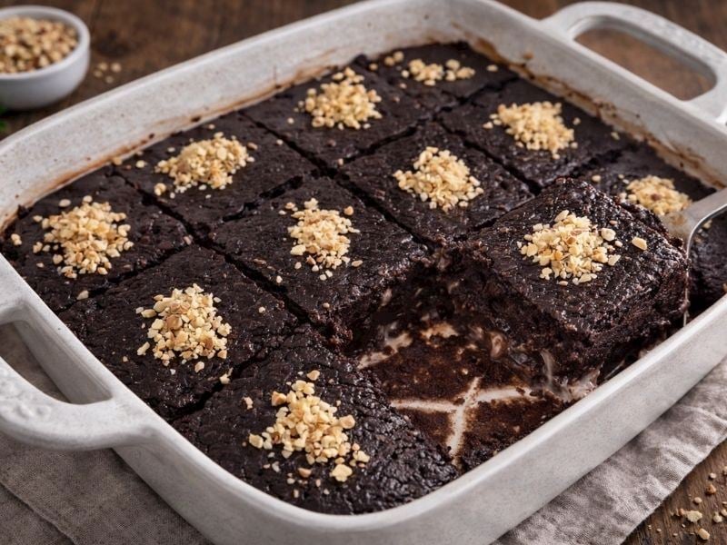 YUMURTASIZ BROWNİE KEK TARİFİ