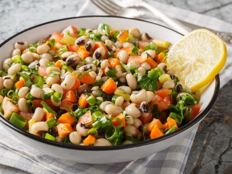 Zeytinyağlı Börülce Salatası Tarifi