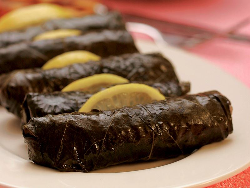 Zeytinyağlı yaprak dolma