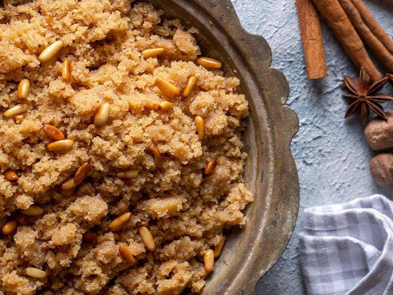 1 Kilo İrmik Helvasına Ne Kadar Şeker Konur?