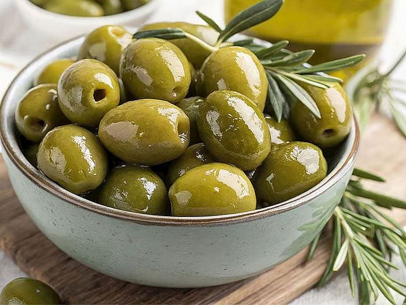 3 Kilo Yeşil Zeytin Salamurası Nasıl Yapılır?