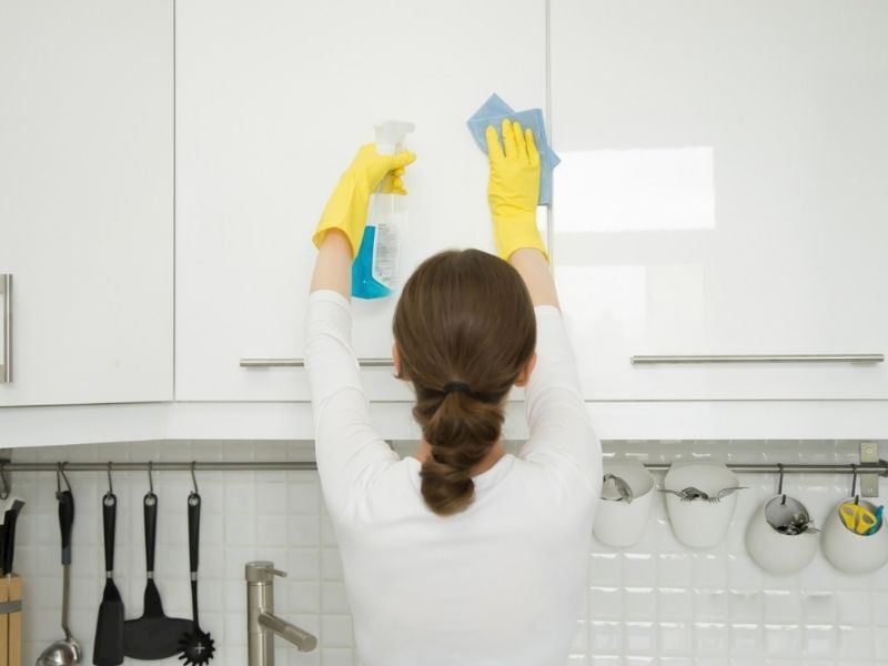 6 Adımla Mutfak Dolapları Nasıl Temizlenir?