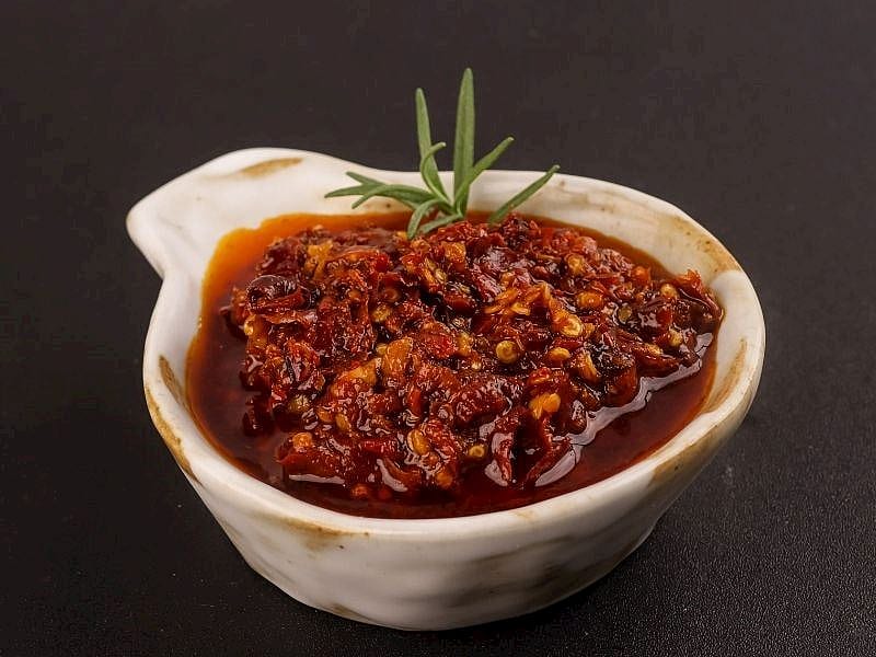 Acılı Yağ Nasıl Yapılır?