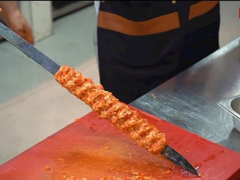 Adana Kebap Şişi Nasıl Olmalı?