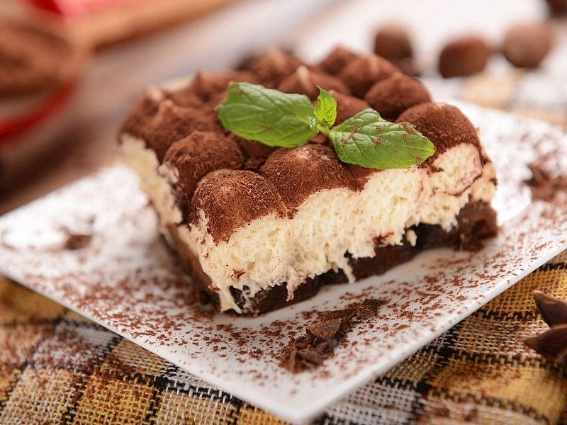 Al Beni Yukarı Tatlısı Nedir?