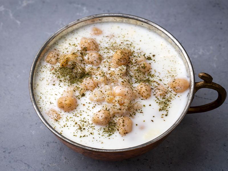 Ayran Aşı Çorbasına Kuru Fasulye Konur Mu?