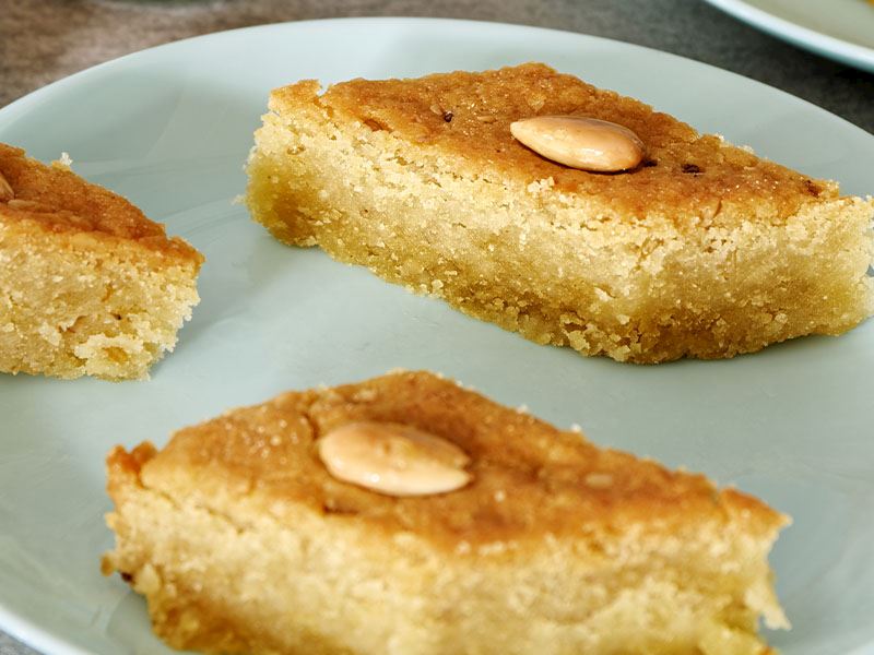 Badem Helvası Nedir?