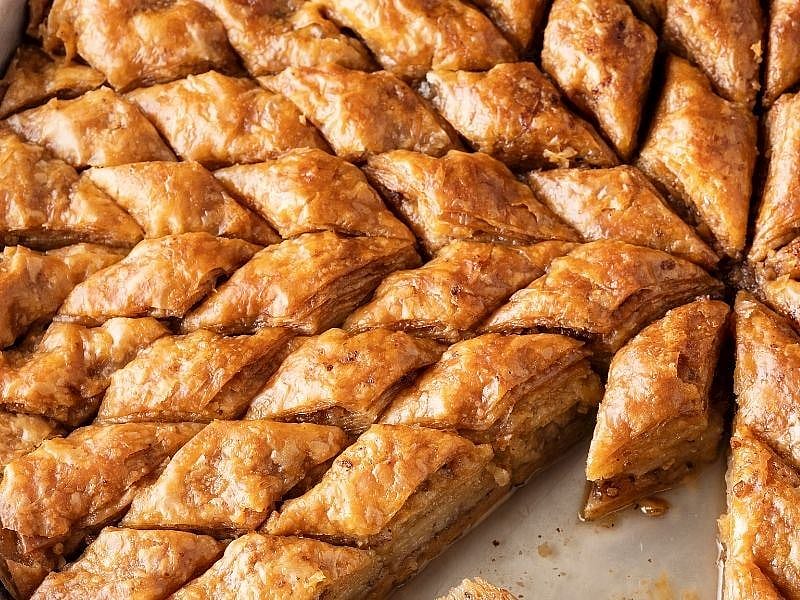 Baklava Kesimi Nasıl Yapılır? 