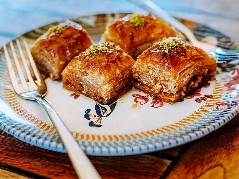 Baklava Şerbetinin Şekerlenmemesi İçin Ne Yapılır?