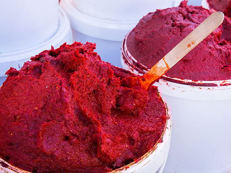 Biber Salçasına Şeker Konur Mu?