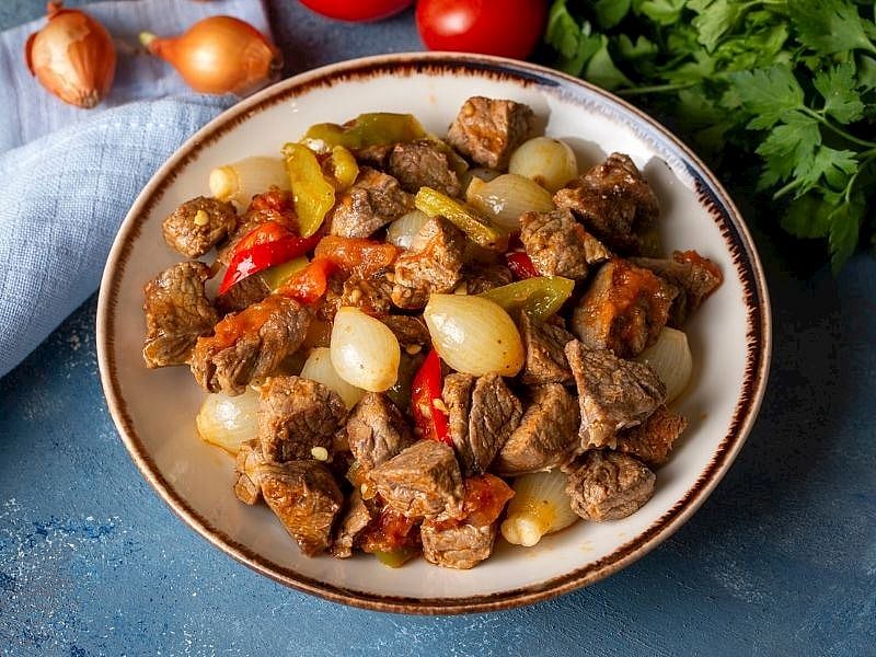 Birbirinden Doyurucu 10 Kuşbaşı Etli Yemek