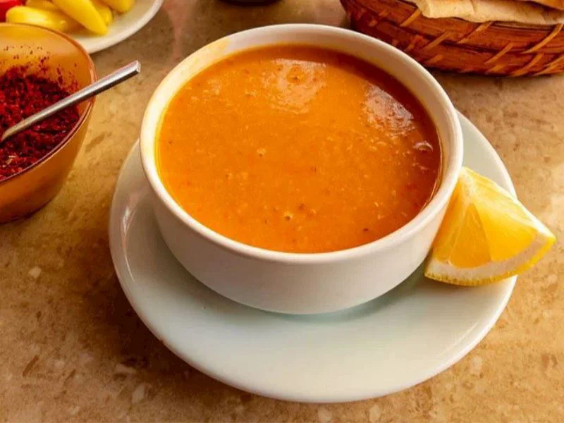 Blender Olmadan Mercimek Çorbası Nasıl Yapılır?