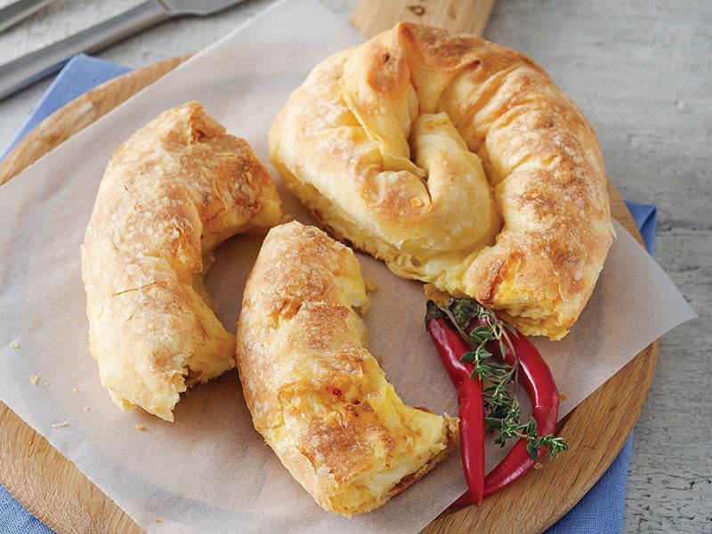 Börek Pişirmeden Buzlukta Saklanabilir Mi?