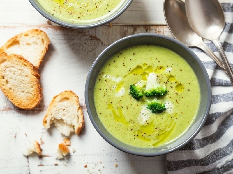 Brokoli Çorbasının İçine Ne Konur?