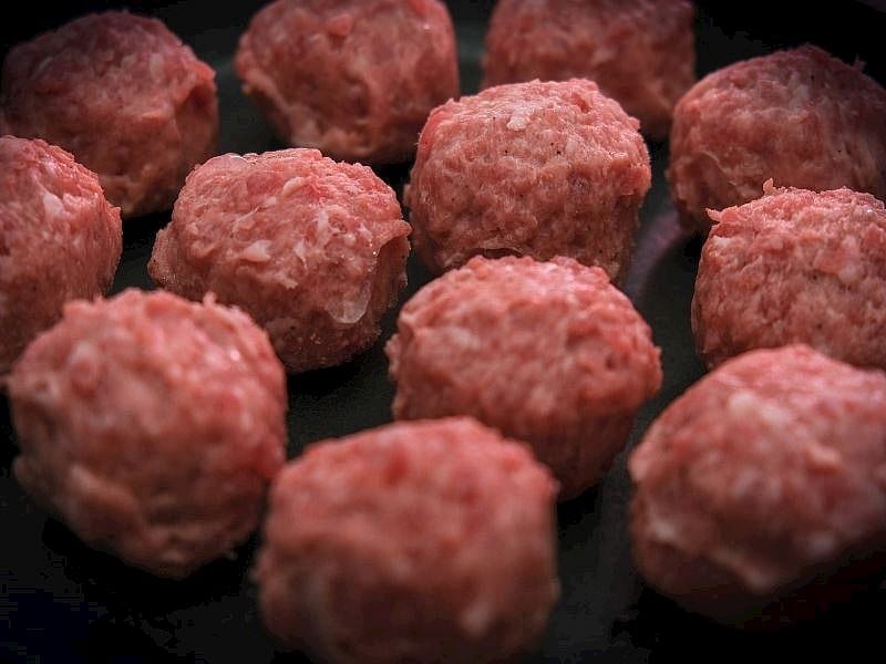 Buzluk Köftesine Yumurta Konur Mu?