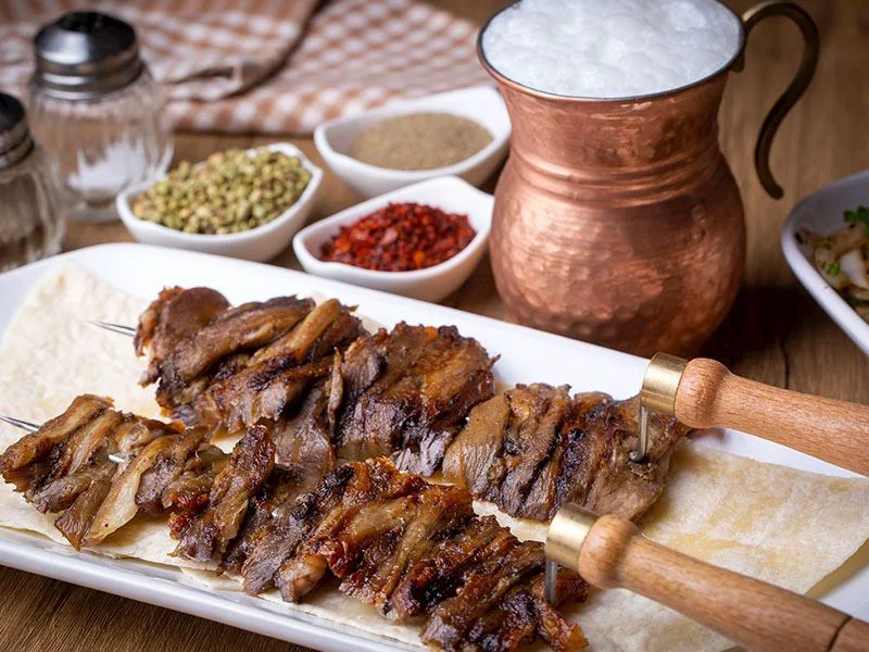 Cağ Kebabının Yanına Ne Gider?