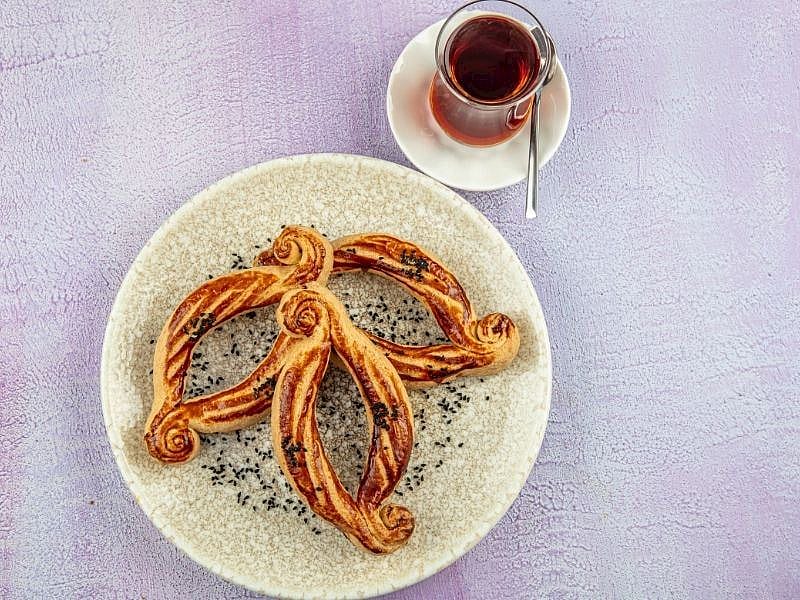 Çatal Hamuruna Mahlep Konur Mu? 