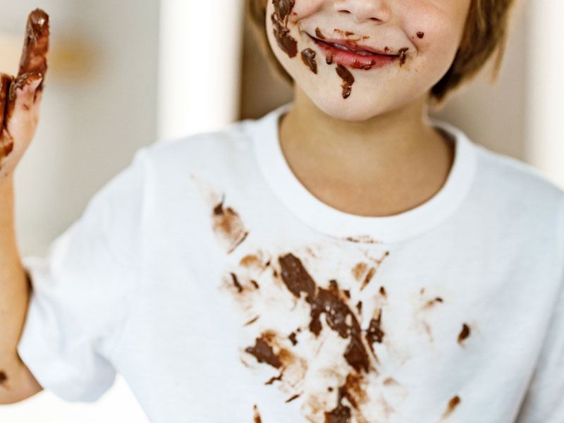 Çikolata Lekeleri Karbonat İle Çıkarılır Mı?