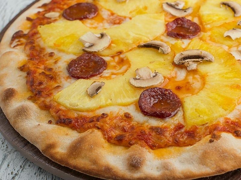 Çıtır Tabanlı Ananaslı Pizza Hazırlama Tüyoları