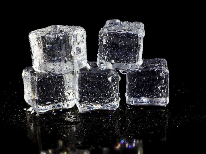 Clear Buz: Buz Küpleri Nasıl Şeffaf Yapılır?
