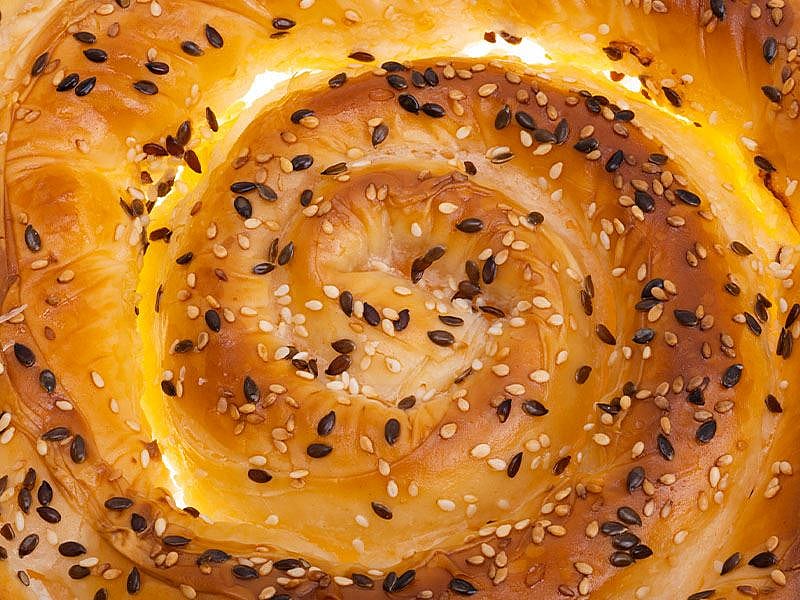 Çörek Hamuruna Yoğurt Konur Mu?