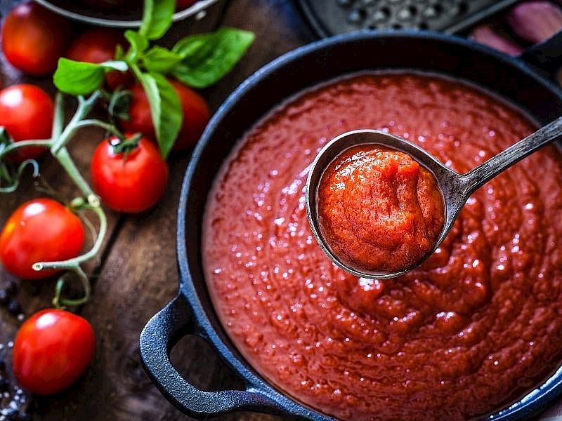 Domates Sosunda Yapılan Bu Hata Tüm Aromayı Yok Ediyor