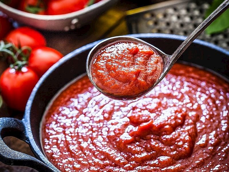 Domates Sosunun Rengini Ve Tadını Zirveye Taşıyan Gizli Malzeme