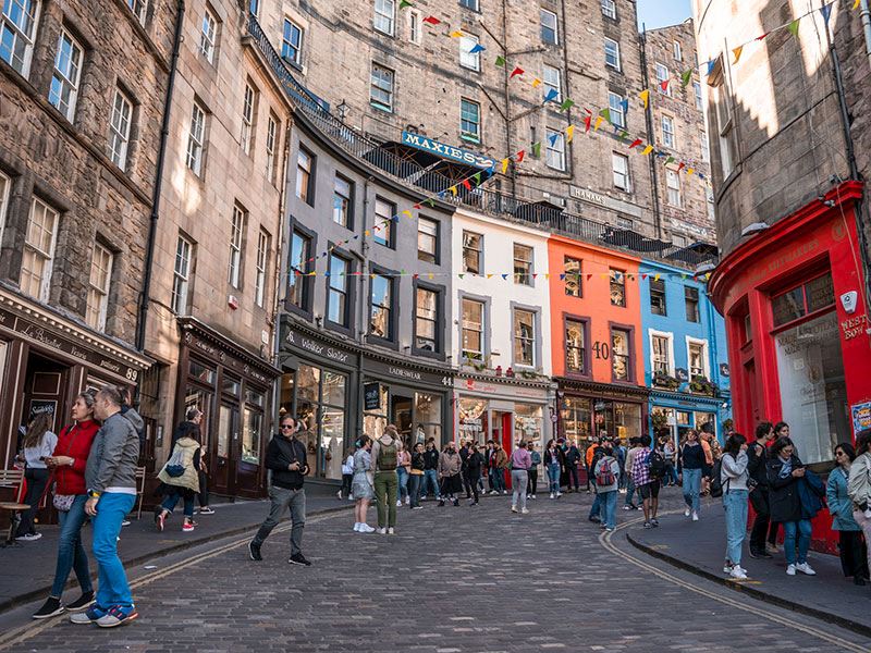 Edinburgh’ta Kiltli Aşçılar ve Tereyağlı Mutluluklar